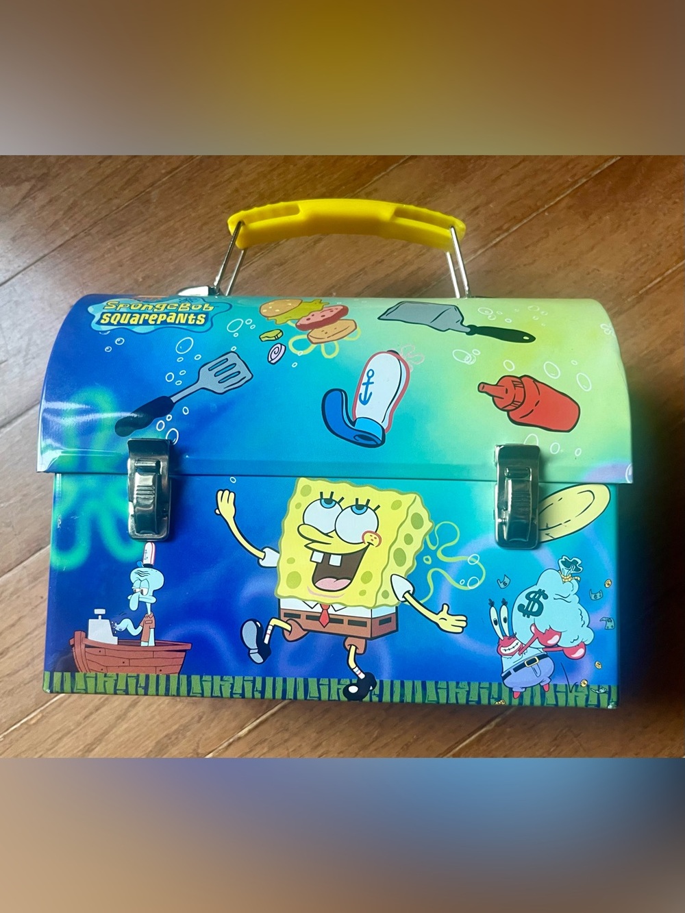 2001 Vintage SpongeBob SquarePants Tin Dome Lunch Box